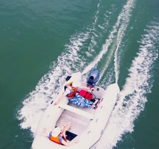 Aplikasi outboard motor di perairan